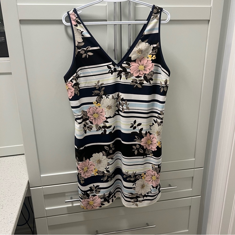 GUESS Floral Striped Sleeveless Lightweight Flowy Dress Womens Size XS